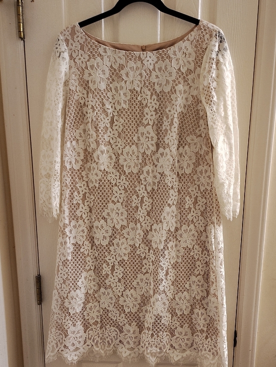 Jessica Howard Dresses & Skirts - Jessica Howard Cream Lace Long Sleeve Dress